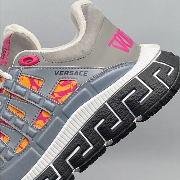 Versace Barocco Trigreca Sneakers size 40/US size 7 - Picture 7 of 16